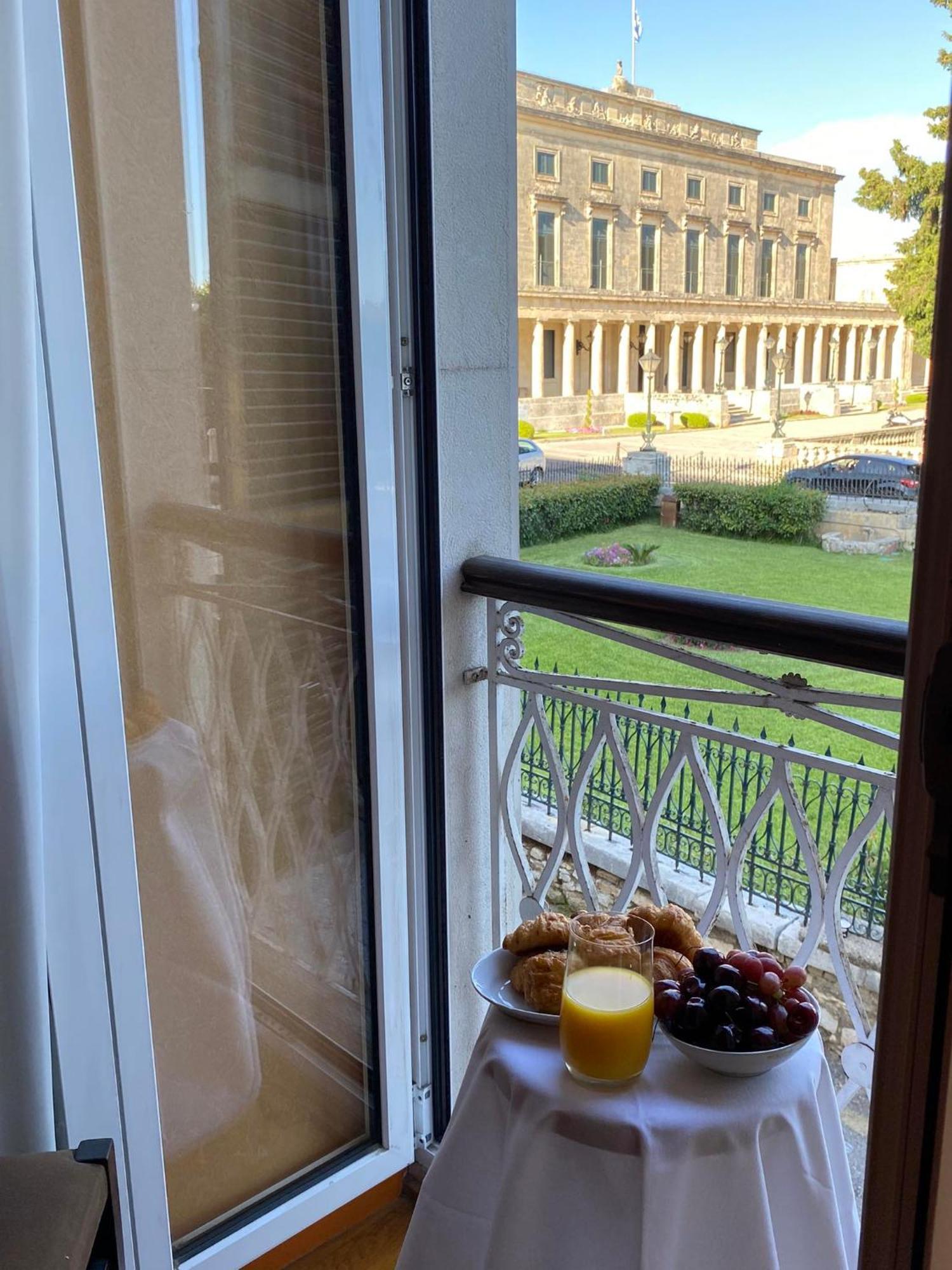 Palazzo Luxury Suite - View To Liston Square & Old Fortress Of Corfu Old Town Ngoại thất bức ảnh